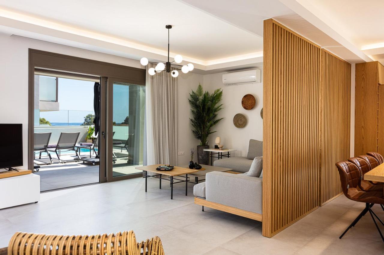 Lagoon Seabreeze Villa, Sumptuous Retreat, By Thinkvilla Pánormos المظهر الخارجي الصورة